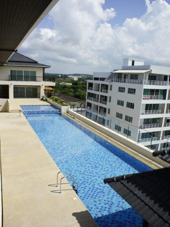 R-Con Sea Terrace Hotel Pattaya Kültér fotó